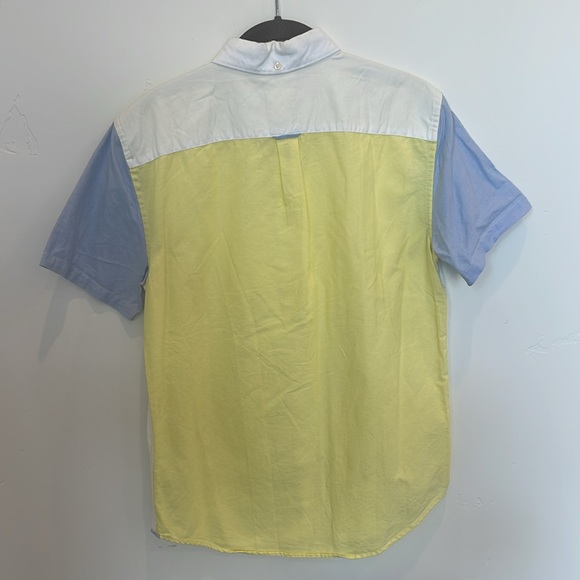 The GAP Men’s Size Small White Yellow Blue Short Sleeve Color Block Shirt - Picture 5 of 5